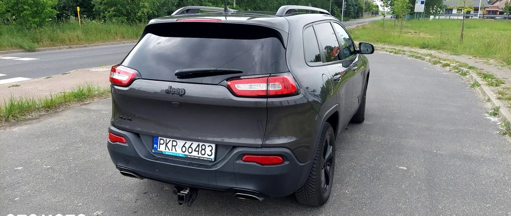 Jeep Cherokee cena 72500 przebieg: 148000, rok produkcji 2016 z Krotoszyn małe 121